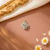 Colgante de trébol de cuatro hojas con diamantes completos, estilo vintage, resistente, colgante de circonita cúbica colorida, accesorios para collar y pulsera DIY, lujo ligero, flor tachonada de diamantes