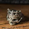 Yuhong Monarca No Muerto Estilo Oscuro Europeo y Americano Palacio Calavera Anillo Vintage Desgastado Unisex Anillo Abierto de Moda