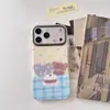 Pastel de cumpleaños, elefantito, osito, marco marrón, ventana grande, adecuado para funda de teléfono Apple 17, funda iPhone 16 a cuadros