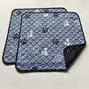 Almohadilla para orina de mascotas más vendida transfronteriza, lavable a máquina y reutilizable, almohadilla impermeable a prueba de orina, popular alfombra de entrenamiento para gatos y perros de Amazon