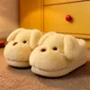 [Lindo y Adorable] Lindas pantuflas de algodón con suela gruesa para mujer, con diseño de perro de peluche, ropa de casa para el invierno 2026, cálidas y cómodas para estudiantes en dormitorios