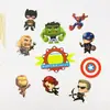 Tarjeta de cumpleaños feliz con inserción de traje de dibujos animados enchufable