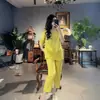Novo conjunto de linho estilo chinês para o verão, com top de corte solto com botões frontais e fendas laterais, e calças casuais cropped, conjunto de duas peças