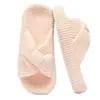 Novas pantufas peludas transfronteiriças para mulheres, populares online, estilosas para primavera e outono, antiderrapantes para uso interno em casa, pantufas quentes de algodão