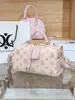 Suministro Directo de Fábrica de Bolsos para Mujer al por Mayor, Bolso Boston de Mano de Alta Gama con Relieve, Nuevo Bolso Cruzado de Hombro de Moda para Viajes