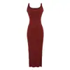 Vestido regata sexy de cor sólida com decote V pequeno para mulheres, com um design estiloso, fenda nas costas de verão, caimento justo, bodycon, elegante vestido de comprimento médio