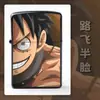 Nuevo Llavero de Queroseno de Celebridad de Internet de Anime de Alto Valor Personalidad Creativo A prueba de Viento Rueda de Arena Anime Bidimensional Venta al por Mayor