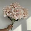 Buquê de Flores Artificiais 5 Cabeças Rosa Triangular Hortênsia Casamento Cerimonial Jardim Floricultura Encaixe Macio Arranjo de Mesa Base de Chão Flor de Caminho