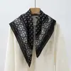 Bufandas de seda y algodón, hechas a medida según dibujos y muestras, bufandas de seda de morera con estampado digital hechas a medida, bufandas cuadradas para mujer al por mayor