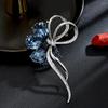 Broche de fogos de artifício vintage europeu e americano broche de cristal pétala feminina estilo coreano brilha requintado leve acessórios de terno de luxo