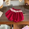 Shorts de verano para niñas, ropa de bebé elegante, pantalones bombachos con volantes de encaje únicos y modernos estilo coreano, pantalones cortos ajustados tipo falda