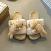 Pantuflas de suela gruesa para mujer para el verano de 2024, nuevas sandalias con lazo, zapatos de playa de tacón alto de moda, versátiles de suela blanda