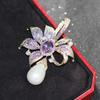 Broche Florido Vintage Roxo Amarelo Duas Cores Pérola de Imitação Elegante Atmosférico Corsage Feminino Pin para Casaco Cardigan Acessórios