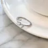 Anillo Abierto de Tulipan de Lujo Ligero y de Alta Gama para Mujer, Estilo Nuevo de Nicho con Diseño Único, Anillo Floral para el Dedo Índice