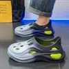 Sapatos Vazados Masculinos Verão 2024 Novo Estilo Esporte ao Ar Livre Bico Fechado Juventude Antiderrapante Solado Macio Vazados Sandálias de Praia