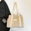 Bolsa Transfronteriza de Gran Capacidad para Mujer Otoño 2026 Nuevo Versátil Moda Hombro Único Tendencia Viaje de Negocios Retro Casual Bolsa de Mano
