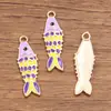 5 Colores 8*26mm Colgante de Peces Pequeños Multicolor Aleación de Oro Kc Esmalte Encanto Accesorio Bolsa de Joyería Decoración para Uñas