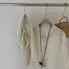 Cachecol Estilo Japonês e Coreano com Acabamento Delicado de Renda, Cor Sólida, Artístico Vintage de Algodão e Linho para Outono e Inverno, Xale de Viagem para Mulheres