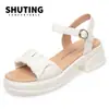 Nuevas Sandalias de Verano para Mujer 2026 con una Sola Tira, Suela Gruesa, Suela Suave, Marca de Nicho, Adecuadas para Combinar con Vestidos, Sandalias de Moda