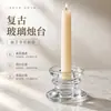 Porta-velas de baixo perfil luxuoso com haste de vidro transparente e base de cera, ideal para criar ambiente na mesa de jantar com velas perfumadas