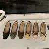 Zapatos casuales para mujer con falda roja de noche elegante estilo francés, como de hada, suaves, con lazo para calzar
