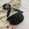 Bolso de Mujer Celebridad de Internet Nuevo Bolso de Moda Textura Estilo Extranjero Bolso de Hombro Único para Mujer Bandolera Correa Ancha Versátil Ins Borla Bolso de Pecho