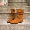 Botas Retro de Piel de Vaca Apiladas Botas de Mujer Estilo Martin 2026 Nuevo Otoño/Invierno Botas Ajustadas de Gamuza Tacón Grueso Botas Cortas para Mujer