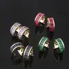 Europa y Estados Unidos nuevo pendiente de clip para oreja femenino personalidad diamante circonita de color tipo C pendiente de clip para oreja moda joyería para oreja sin perforación fabricantes al por mayor