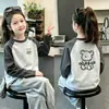 Camiseta Base de Cuello Redondo para Niñas 2026 Nuevo Estilo Ropa Interior para Niños Medianos y Mayores Polar por Ambos Lados Ropa Otoño/Invierno Bloque de Color Manga Larga Tendencia
