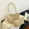 Bolsa de ombro simples transfronteiriça vazada tecida bolsa mãe-filho bolsa de ombro única casual personalizada comércio exterior tendência estilosa bolsa de axila