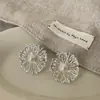 Pendientes de Perla de Fuegos Artificiales Brillantes de Lujo Ligero y Gama Alta para Mujer, Elegantes Retro con Estilo, Elegantes a la Moda, Pendientes Versátiles y Pendientes