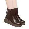 Botas Martin de suela gruesa, piel suave, nueva colección de invierno 2026, botas para mujer con forro de felpa, engrosadas, punta redonda, diseñadas para mujeres petite, botines que aumentan la altura, botas de algodón
