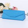 Fabricante Venta al por Mayor Estuche Triangular Plegable para Gafas Caja de Almacenamiento para Gafas de Sol Óptico Miopía Gafas Hecho a Mano Estuche Triangular para Gafas