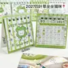 Gato de trevo de quatro folhas fofo 2027 mini calendário de mesa, alto apelo estético, estilo feminino, mini calendário de estudante, decoração de mesa