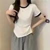 Camiseta Europeia Irregular de Manga Curta para Mulheres 2026 Nova Verão Slim Fit Versátil Top de Manga Curta Tendência Atacado