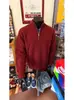 Suéter de punto para hombre con media cremallera y diseño de patchwork, una pieza básica versátil para capas en otoño e invierno, que ofrece un estilo relajado y casual