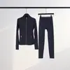 Chamarra Lu Juego de Nueve Piezas Dorado Define Conjunto de Yoga Top Ropa Deportiva para Fitness Chamarra de Manga Larga Ajustado Conjunto de Yoga de Dos Piezas