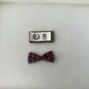 Outono e Inverno Tecido de Urso Xadrez Vinho Acessórios de Laço Adesivos para Roupas Acessórios para Sapatos e Meias de Alta Qualidade Acessórios para Bolsas Acessórios para Capa de Celular