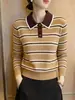 2026 Otoño Temprano Nuevo Elegante Color Bloque Retro Cuello Rayado Manga Larga Suéter de Punto para Mujer Versátil para el Trabajo Top Adelgazante para Mujer