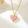 Colar de Aço Inoxidável em Formato de Coração com Cravação de Diamantes e Zircônias Multicoloridas Estilo Francês, Colar de Aço Titânio Estilo Ins com Design Retro de Nicho