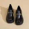 Sapatos de Couro Femininos que Aumentam a Altura com Solas Grossas, Mocassins Slip-On Estilo Britânico, Novos Sapatos de Trabalho Pretos para o Outono de 2026