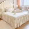 Faldón de Cama con Borde de Encaje Europeo Estilo Colcha Pieza Única Estilo Princesa Encaje Cubierta Protectora Delgada para Cama de 1.8m Resistente al Polvo Verano