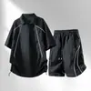 Traje Casual de Manga Corta Estilo Americano de Seda Helada para Hombre, Completo con una Camiseta Deportiva de Alta Gama