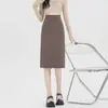 Saia midi de tiro real 2026 Primavera/Verão moda versátil saia média saia justa ao corpo saia midi simples com fenda traseira