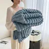 Manta Rayada para Sofá de Imitación Piel de Conejo, Manta para Aire Acondicionado de Oficina, Manta Pequeña Rayada de Franela, Coral Fleece Estilo Lujo Ligero