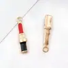 Set Mixto de 23 Accesorios para Manualidades: Bolsa de Perfume Estilo Chanel Blanco y Negro, Colgantes de Esmalte, Aretes de Aleación, Llaveros, Dijes Pequeños