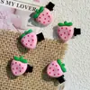 Pinza para el Cabello BerryCute y Dulce con Diseño de Fresa, Perfecta para Flequillo y Mechones Laterales, Adecuada para Estudiantes y Niñas
