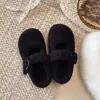 Nuevo estilo de pantuflas de algodón con forro polar para pies pequeños, aptas para usar al aire libre, 2026, con un tacón de 6 cm, sin aumento de altura de invierno