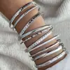 Conjunto de Pulseiras Geométricas Redondas Onduladas Cruzadas Mais Vendido, Conjunto de 8 Peças para Mulheres, Fashion, Versátil, Luxo Leve, Joias de Mão Elegantes