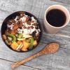 Casca de coco fruta tigela de sobremesa doméstica café da manhã aveia comida leve louça tigela de salada casca de coco natural madeira de coco coco
